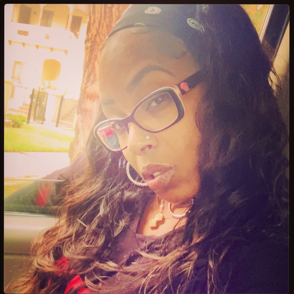 Meet your Posher, Miyah